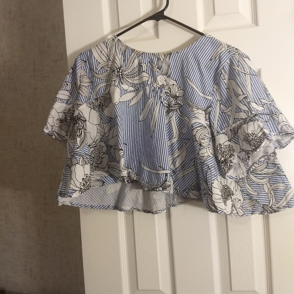 Shirts - Picture 6 of 6